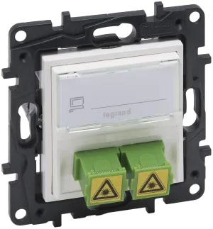 Legrand 864144 SC/APC Fibre Optic Niloe Step ultraweiß